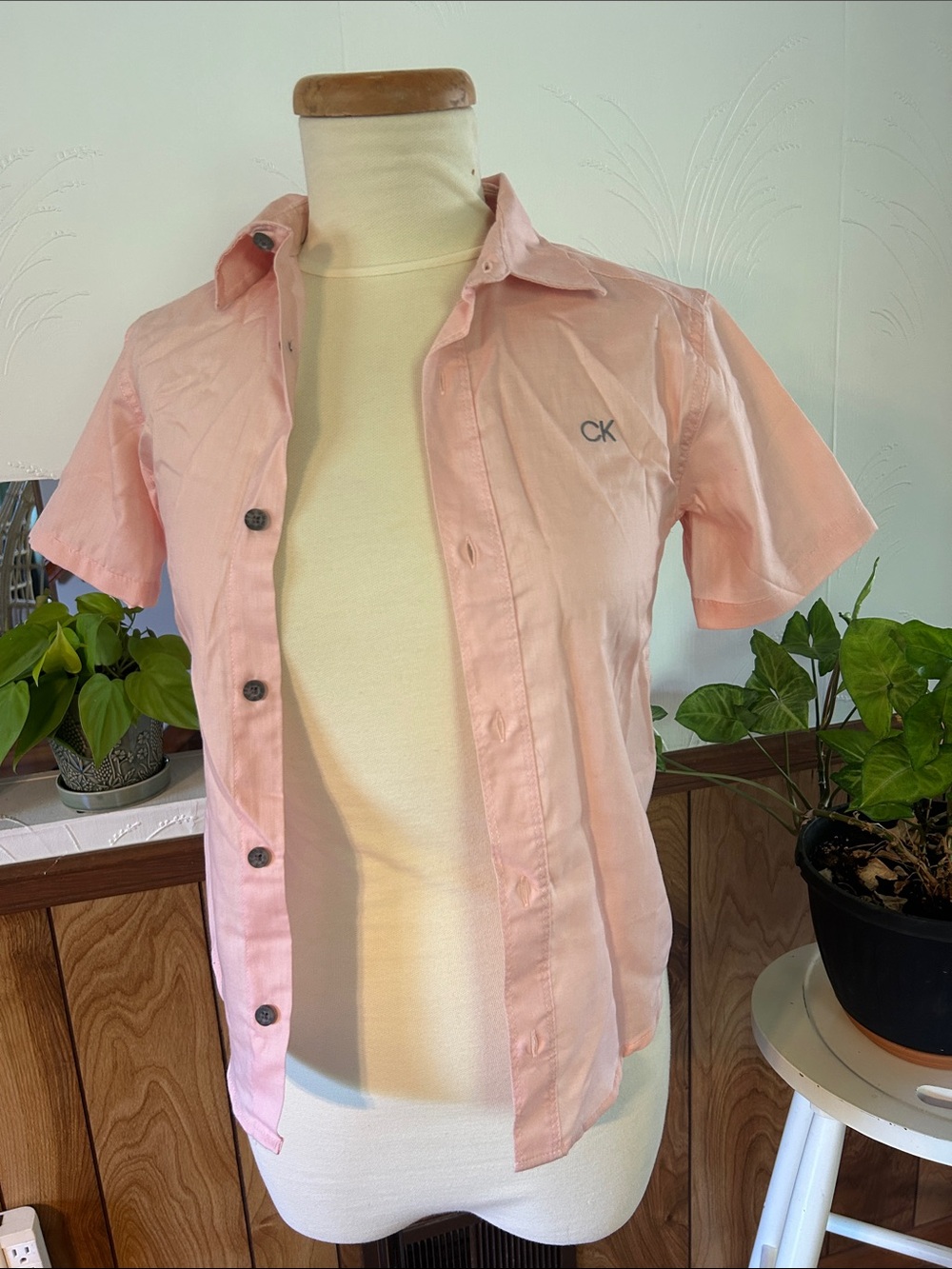 Calvin Klein Light Pink Short-Sleeve Button Down Shirt